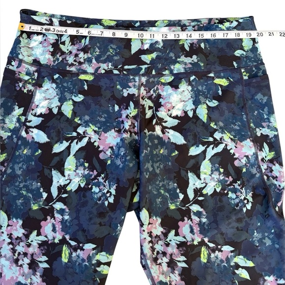 NEW, Old Navy, High-Waisted PowerSoft Rib Pocket Leggings, 3X, Navy, Colors - Picture 5 of 10